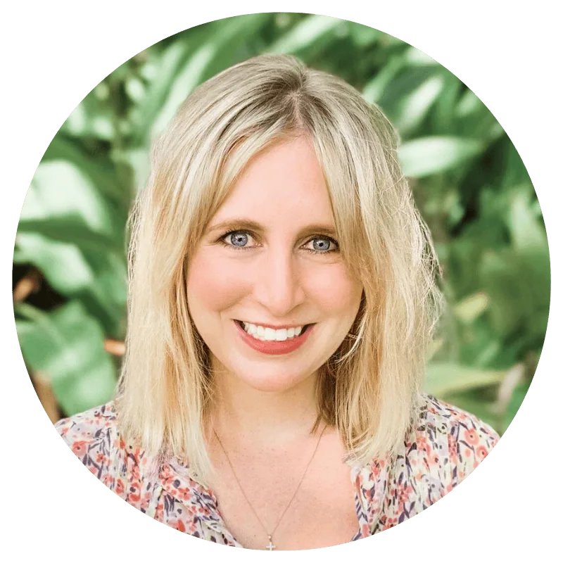 Headshot of Lauren Brummitt, M.A., LMHC, therapist at Family Therapy Associates of Jacksonville