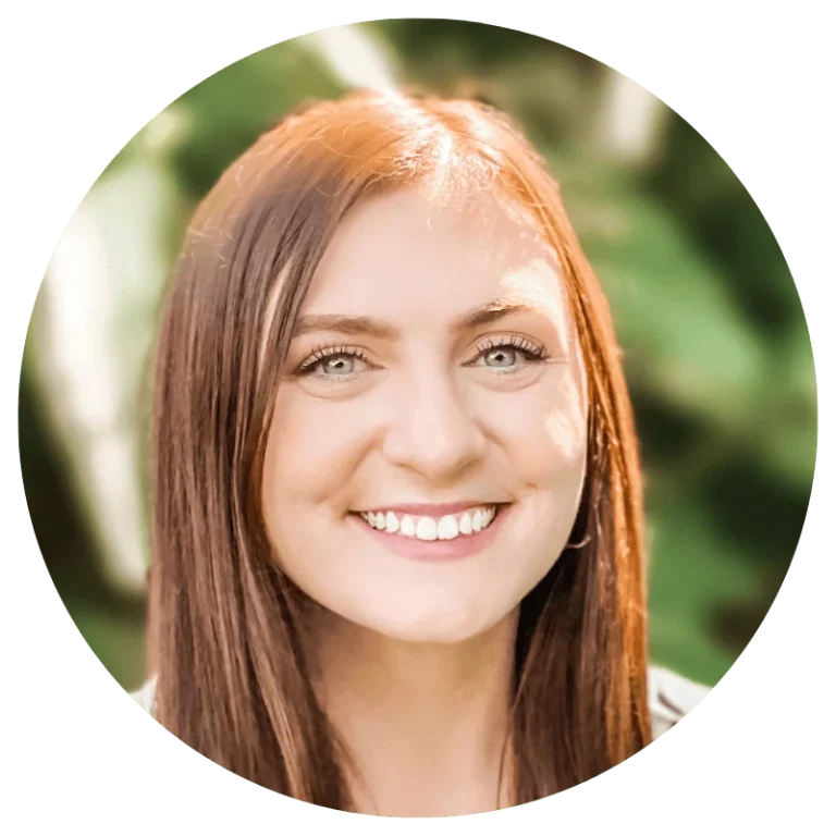 Headshot of Mallory Fuller, M.A., LMHC, therapist at Family Therapy Associates of Jacksonville
